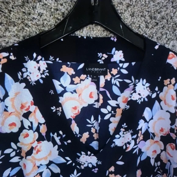 Floral V-Neck Women’s Top - Navy with Pink & White Flowers - Picture 4 of 7